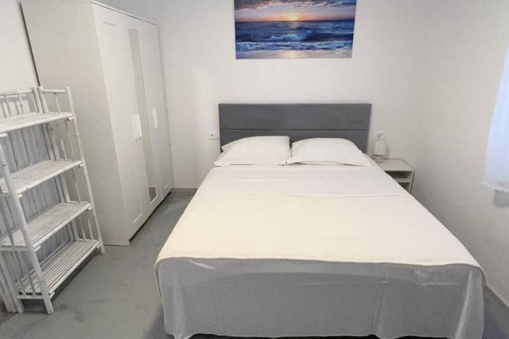 Ganze Wohnung, One bedroom apartment with sea view (2) in Dubrovnik-Neretva