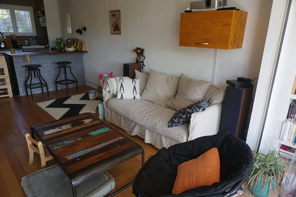 Apartamento entero, Charmant Appartement Verdoyant en Plein Coeur de Vence in Vence (Alpes Marítimos), Region de Cannes