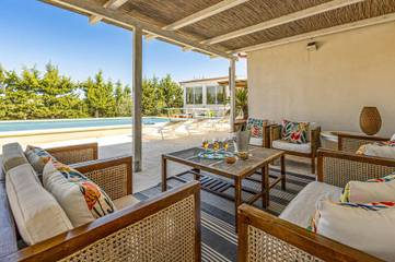 Villa for 8 Guests in Ragusa, Ragusa Province, Picture 3