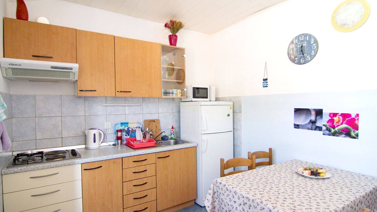 Ganze Ferienwohnung, Ferienwohnung für 5 Personen (40 m²) in Stomorska in Stomorska, Solta