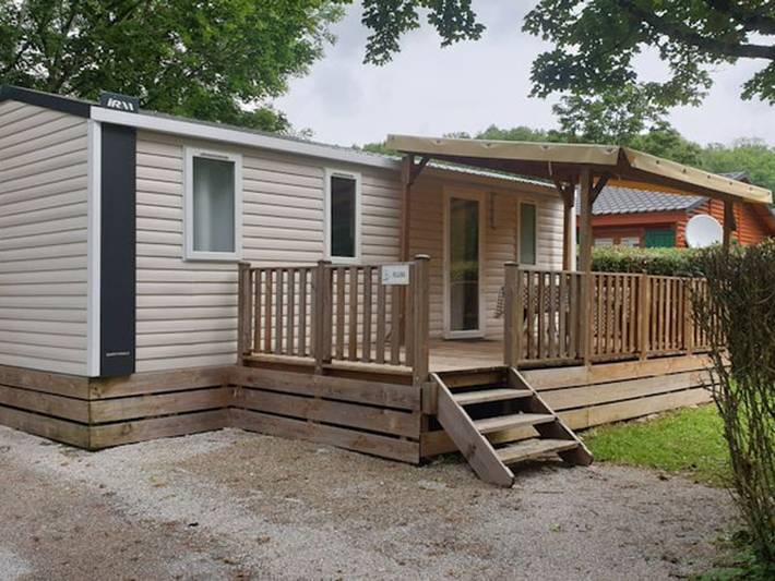 Bungalow für 6 Personen, mit Terrasse, mit Haustier im Jura