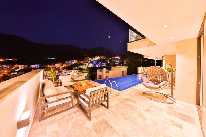 Chalet para 8 personas, con terraza además de sauna y piscina - 1