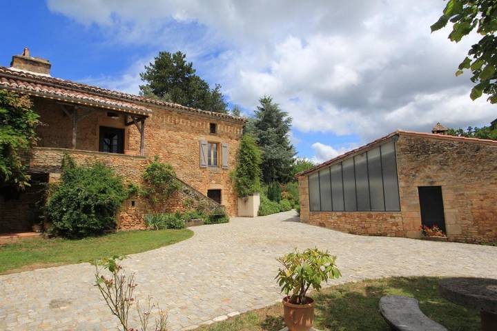 Ferienhaus für 13 Personen, mit Terrasse und Garten sowie Pool und Ausblick