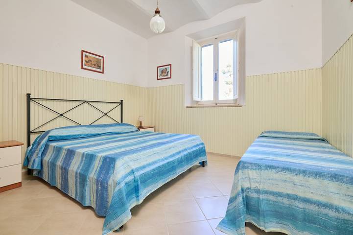 Gîte pour 9 personnes, avec jardin, animaux acceptés à Piombino - 2