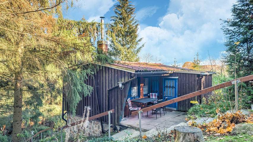 Ferienhaus für 2 Personen, mit Terrasse und Garten sowie Pool - 1