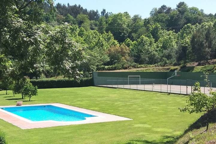 Gîte pour 7 personnes, avec jardin, animaux acceptés