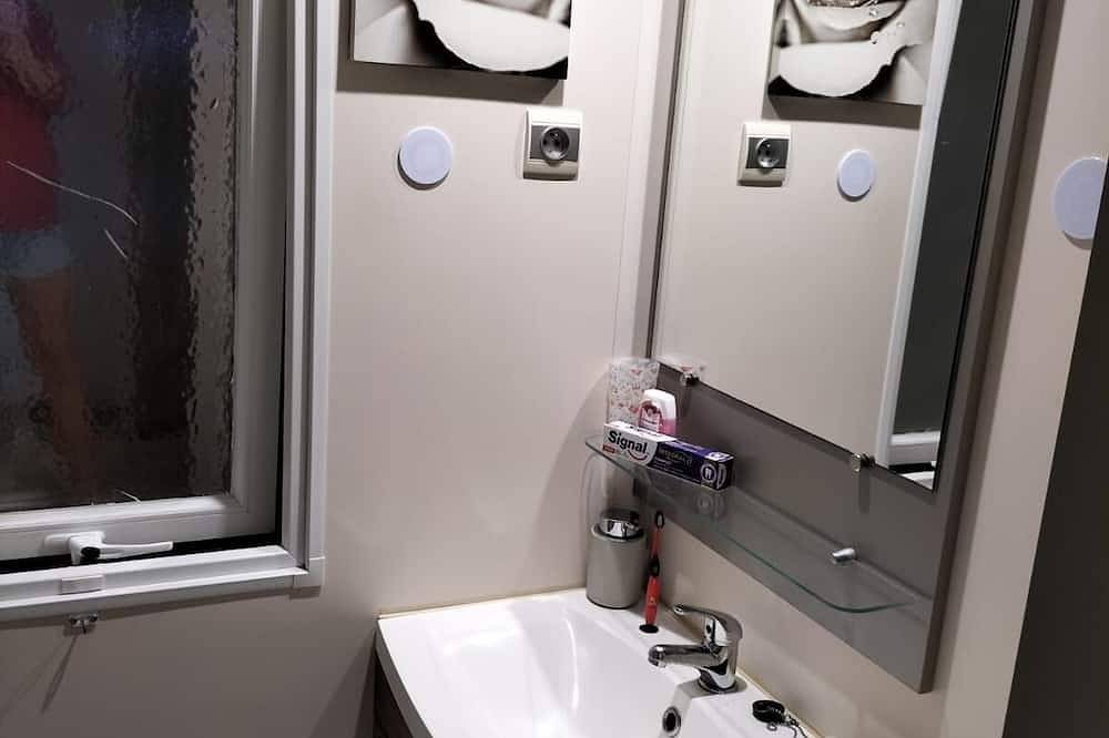 Ideal rental campsite oasis village 5⭐️ in Puget-sur-Argens, Region de Draguignan