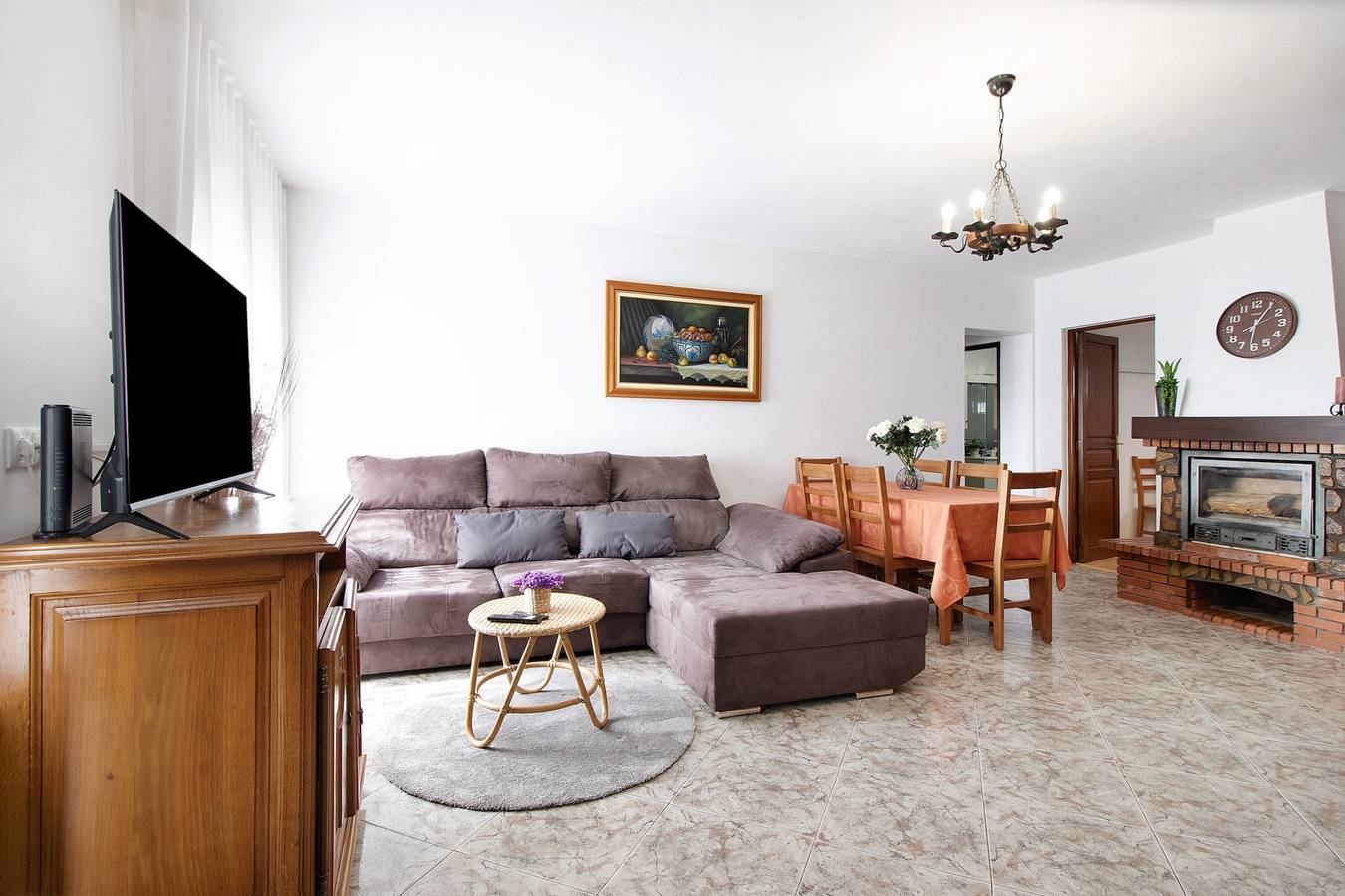 Apartamento entero, Apartamento 'Bellaë Holiday - Bali' con Piscina Compartida, Jardín Compartido y Wi-Fi in Apúlia, Parque Natural do Litoral Norte