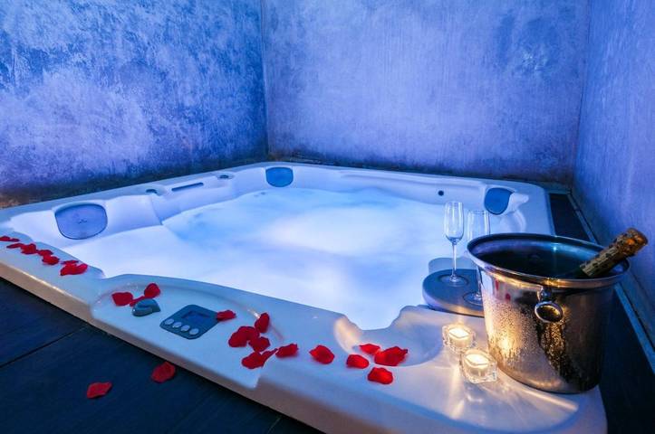 Hotel for 3 people, with Hot tub in Mérida