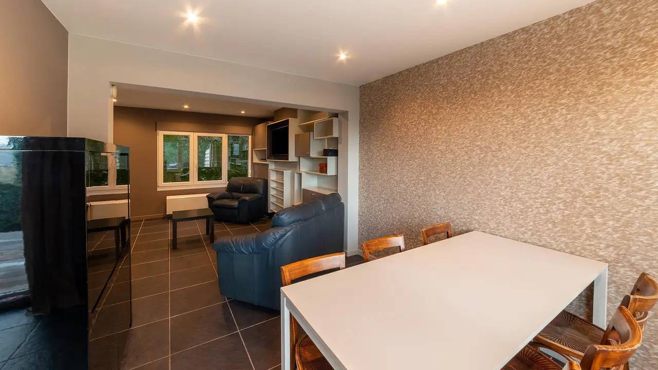 Maison de vacances pour 7 personnes avec jacuzzi in Tilff, Esneux