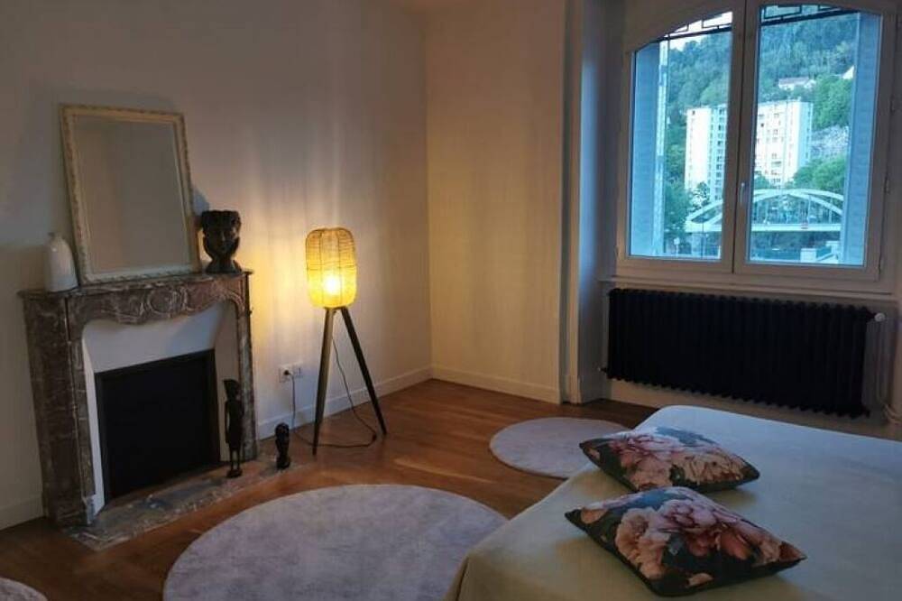 Entire apartment, Bohemian Chic in Besançon, Doubs