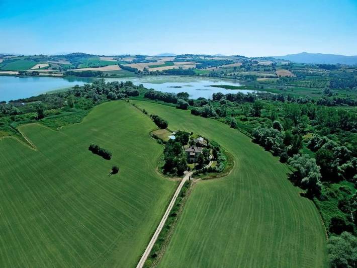 Location de vacances pour 7 personnes, avec jardin et piscine à Chiusi - 3