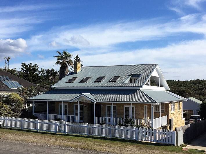 Holiday home for 10 people, with garden in Lake Macquarie
