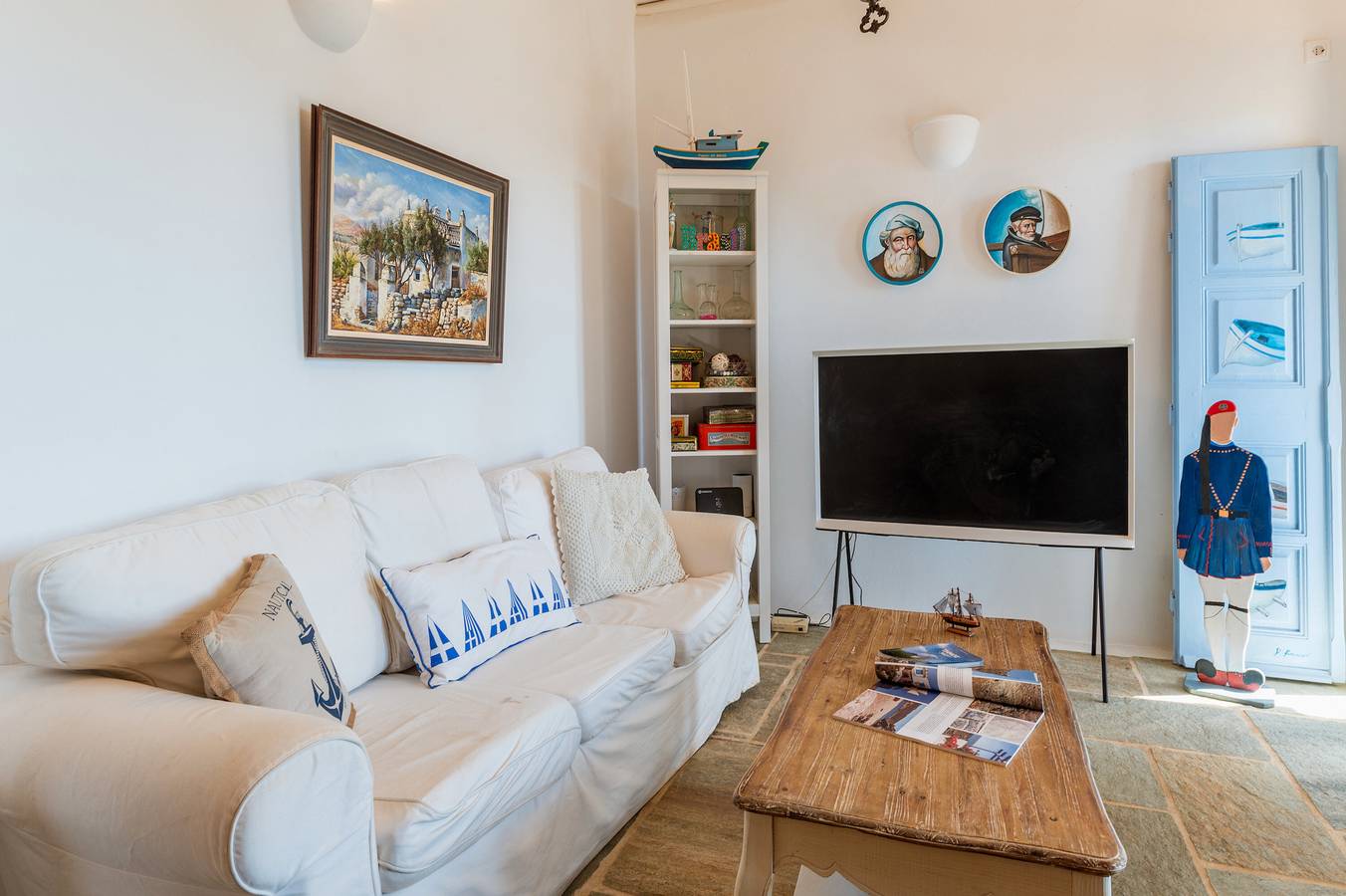 Villa 'Tinos Traditional Sea Side' with Sea View, Wi-Fi and Air Conditioning in Tinos