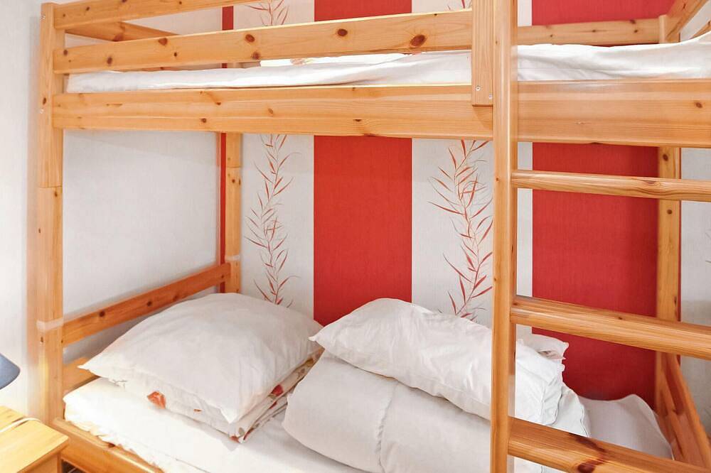 Entire apartment, 2 bedroom awesome apartment in Zislow in Zislow, Lake Plauer