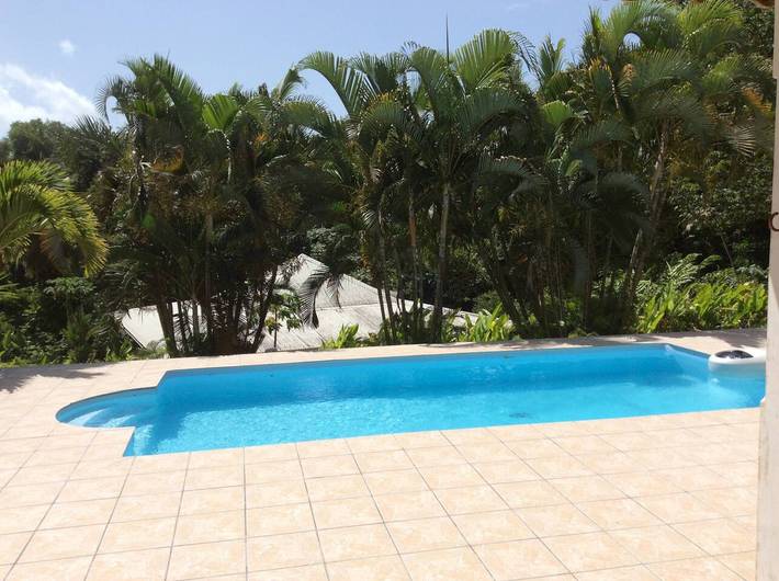 Maison de vacances pour 6 personnes, avec piscine et terrasse à Petit-Bourg