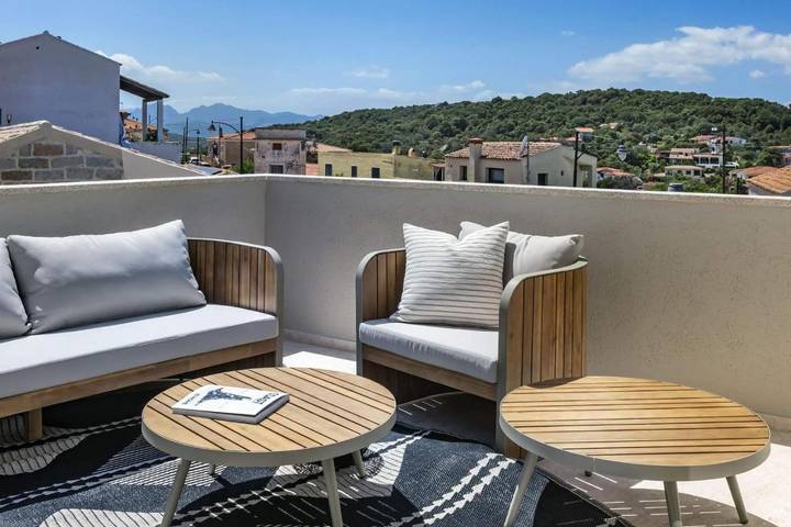 Hotel für 2 Personen, mit Pool und Ausblick sowie Garten in San Pantaleo - 4
