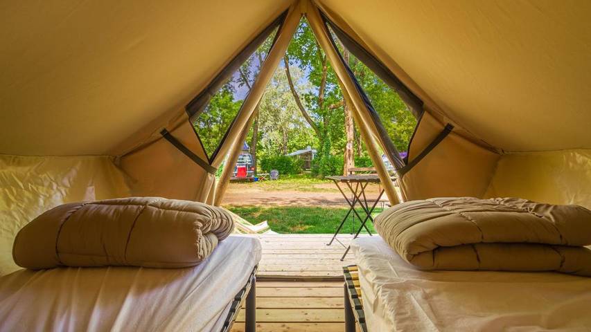 Location de vacances pour 5 personnes, avec vue sur le lac ainsi que vue et jardin à Vieilles-Maisons-sur-Joudry - 4