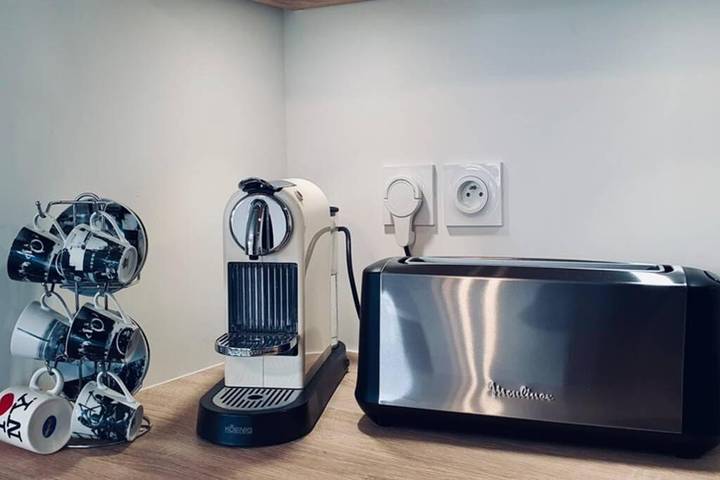 Gîte pour 8 personnes, avec terrasse, animaux acceptés dans Office De Tourisme De Saint Jorioz - 4