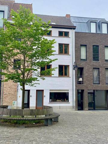 Gîte pour 14 personnes, avec vue, animaux acceptés à Renaix