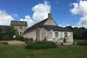 Gîte pour 16 personnes, animaux acceptés à Mansigné