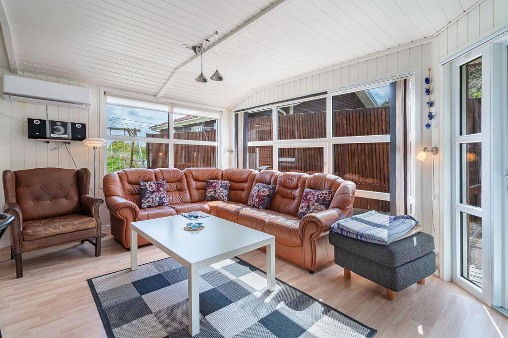Ferienhaus in Henne Strand mit Whirlpool und Sauna in Henne, Varde