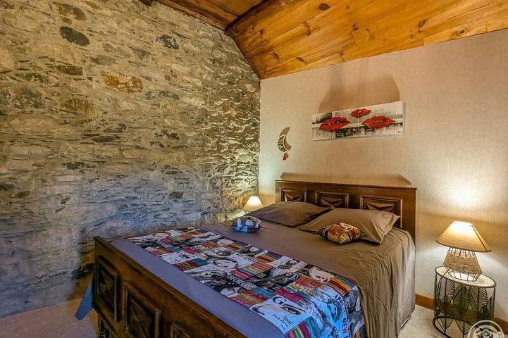 Location de vacances pour 2 personnes, avec jardin à Oô - 3