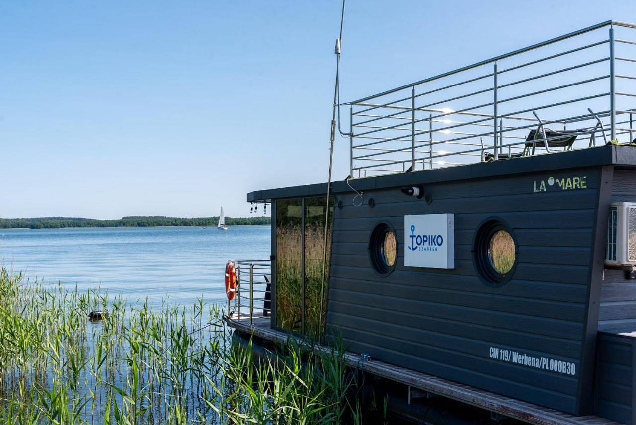 Domek na wodzie Topiko Czarter - Leśna Przystań in Mamry