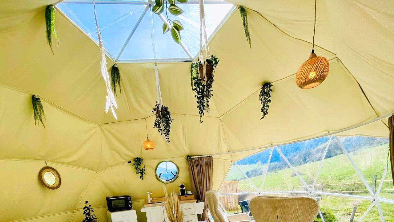 Glamping Hohe Wand - Kuppelzelt "Bergblick2 mit Sternenfenster in Hohe Wand, Thermenregion