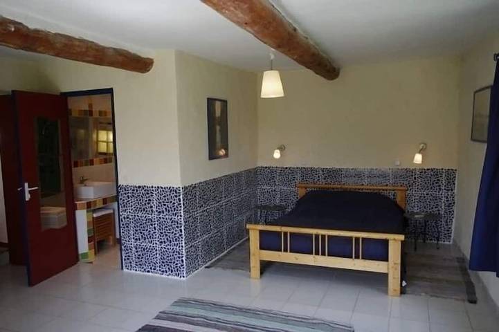 Maison d’hôte pour 4 personnes, avec piscine et jardin à Alba-la-Romaine - 2