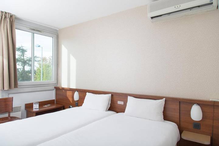 Hôtel pour 2 personnes, avec terrasse à Colomiers - 2