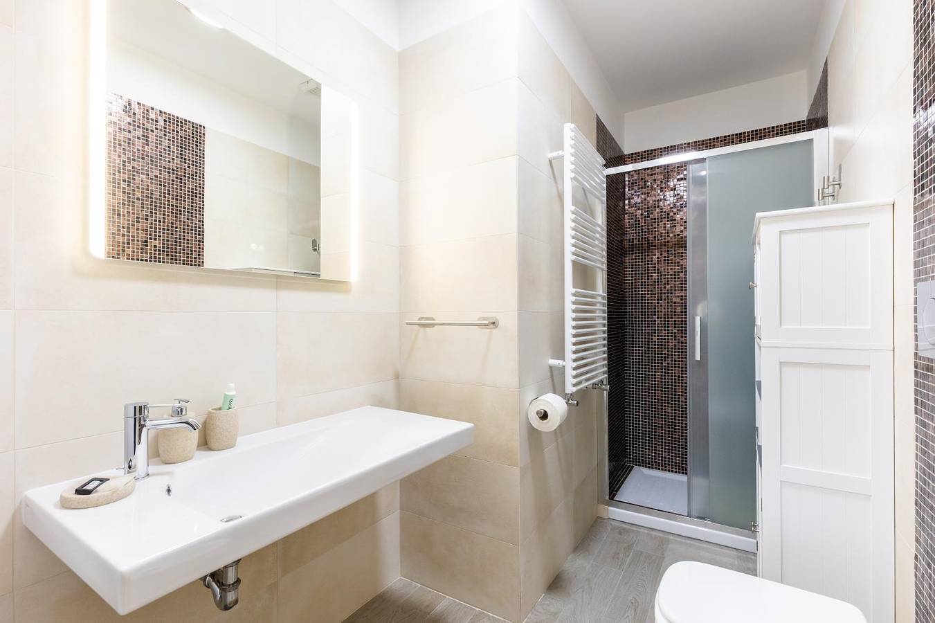 Cały apartament, Apartament wakacyjny dla 4 osób z balkon/ taras in Lido di Ostia, Rzym