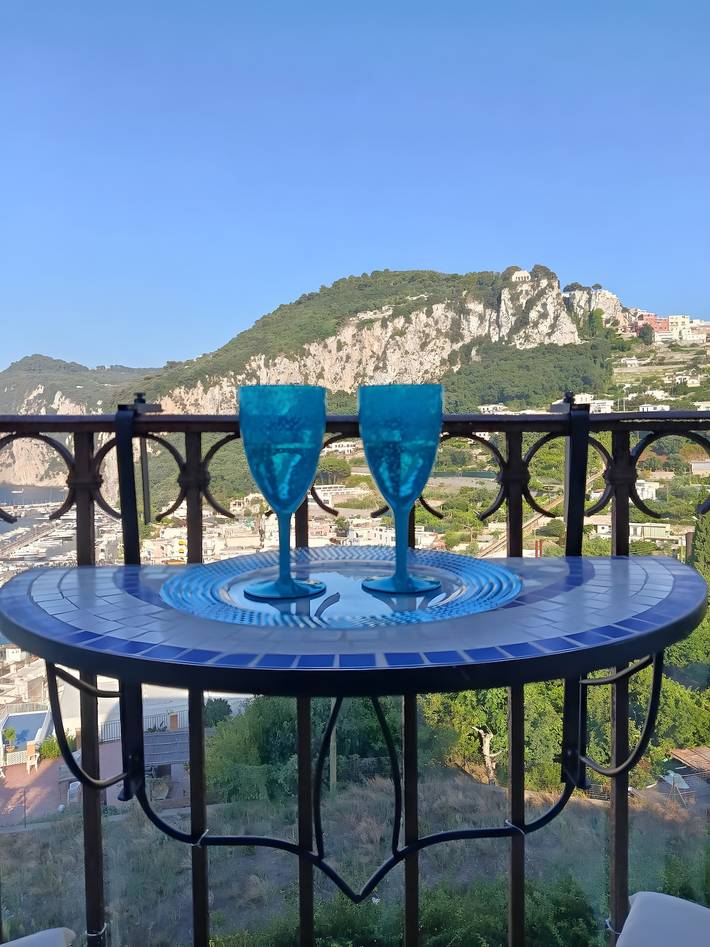 Casetta del Custode mit Meerblick, Wlan und Klimaanlage in Spiaggia Libera di Marina Grande, Capri