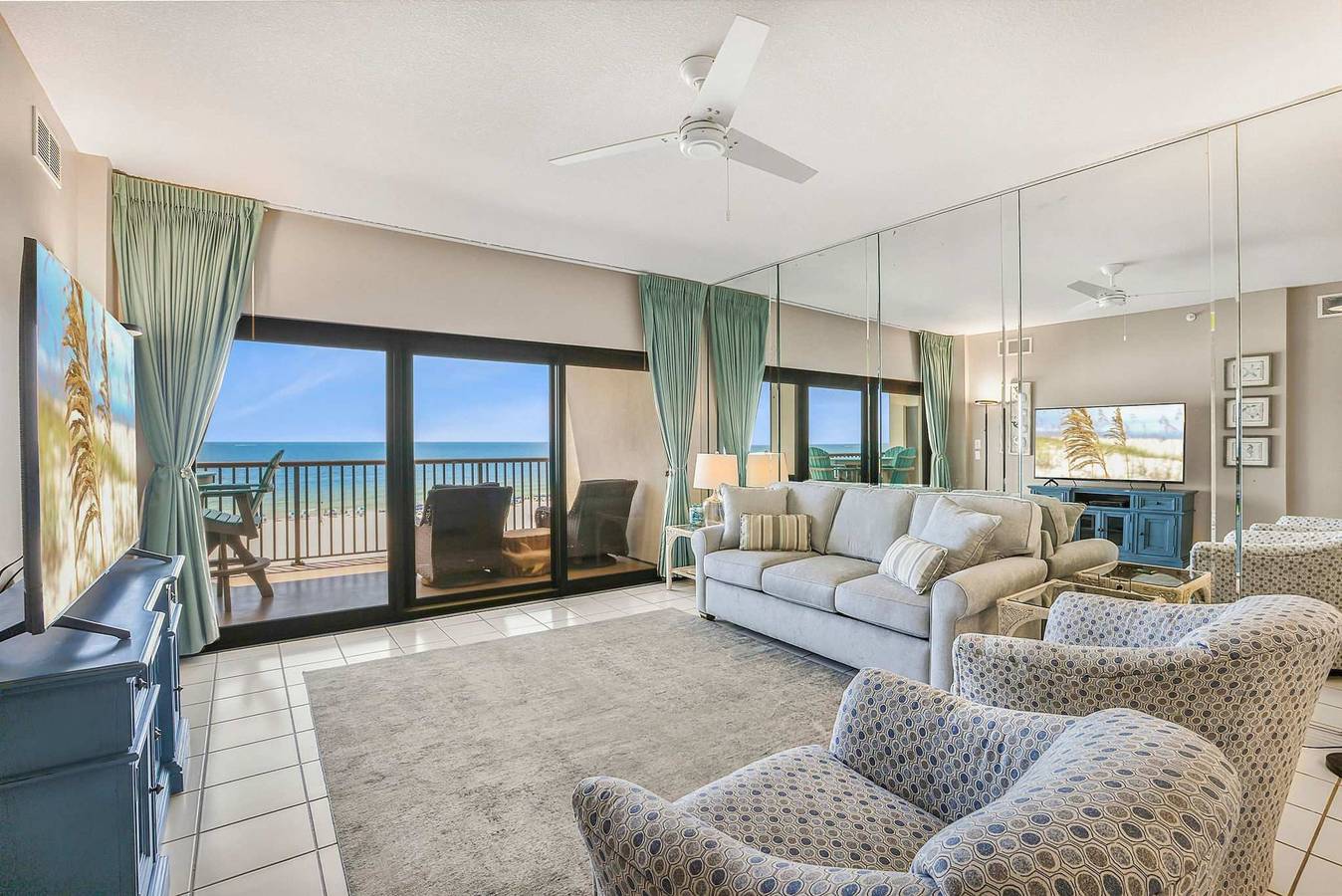 Entire apartment, Palms 514, 5th floor, 2/2, beachfront in Orange Beach, Baldwin County
