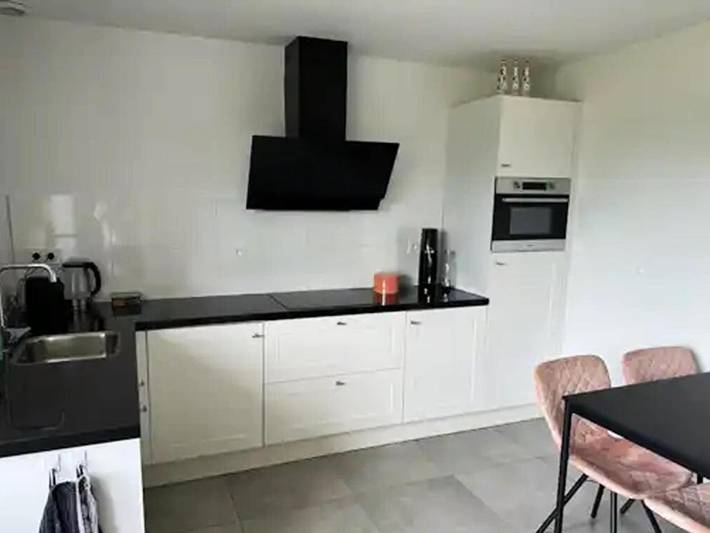 Location de vacances pour 10 personnes, avec jardin à Saint-Laurent-du-Mottay - 2