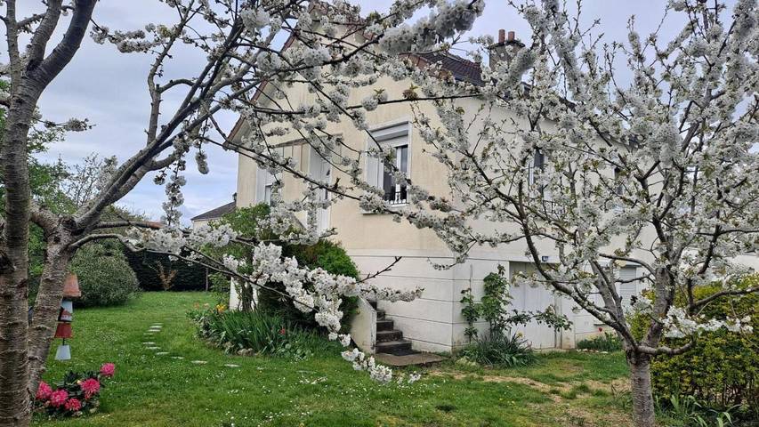 Gîte pour 2 personnes, avec vue et jardin à Tours - 2