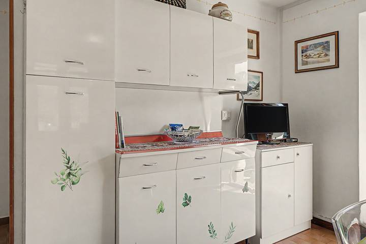 Ganze Wohnung, Ferienwohnung 'Il Melo' mit Bergblick und Gemeinschaftsgarten in Trasquera, Verbano-Cusio-Ossola