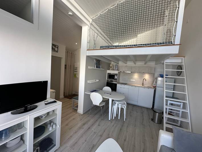 Gîte pour 4 personnes, avec Terrasse dans Plage du Penon