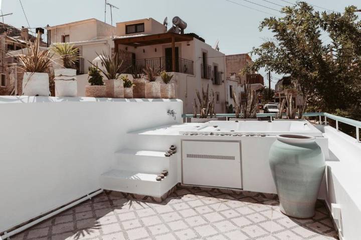 Location de vacances pour 9 personnes, avec terrasse à Chersónissos - 3