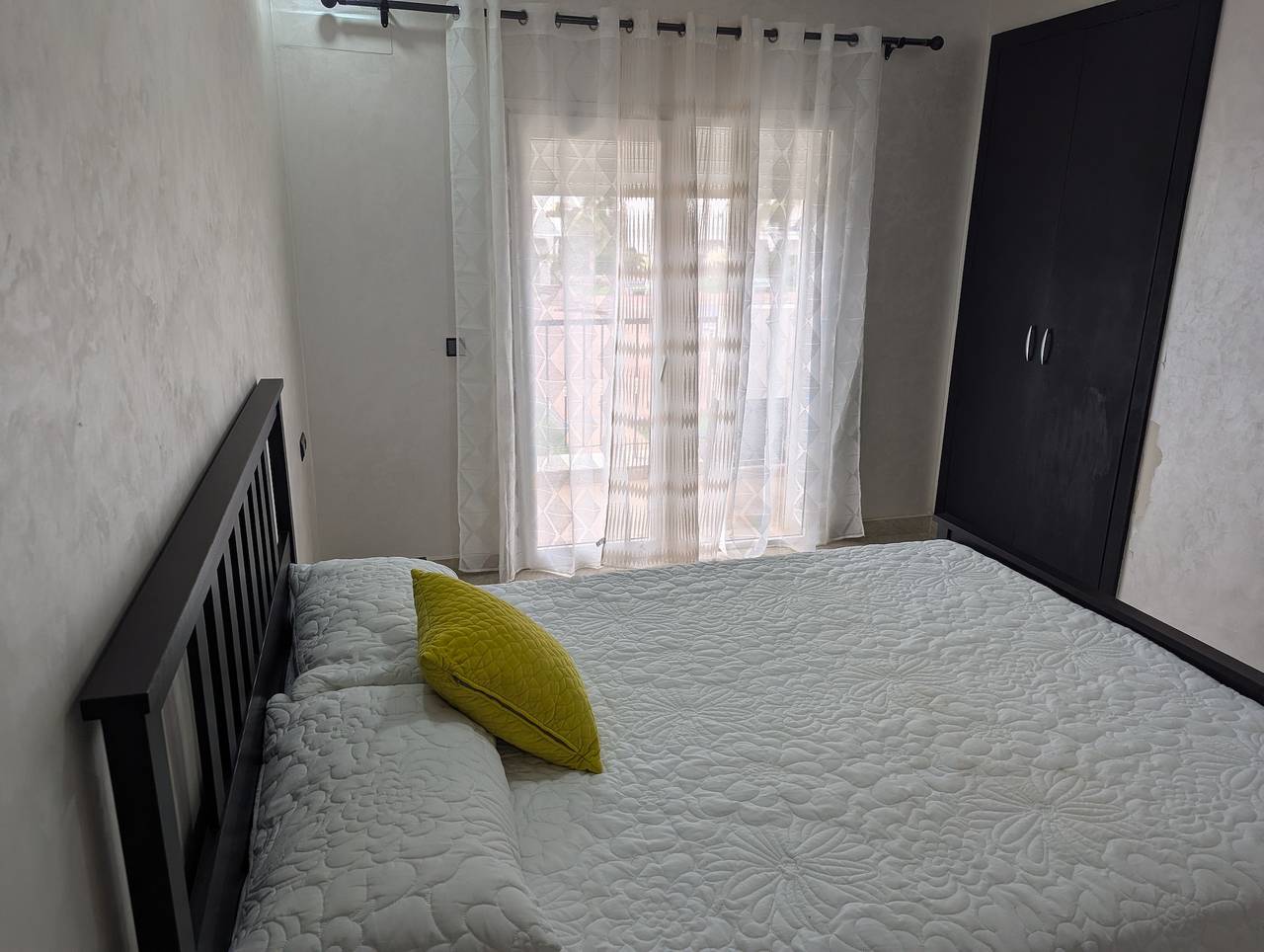 Appartement de vacances entier, 5 Guests - 10min Beach - Free Parking - Petsok in Saïdia, Oriental
