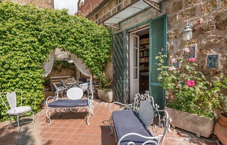 Appartamento per 10 persone, con piscina e giardino in Sutri