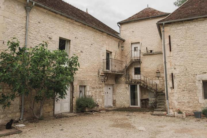Location de vacances pour 12 personnes, avec terrasse à Escolives-Sainte-Camille - 4
