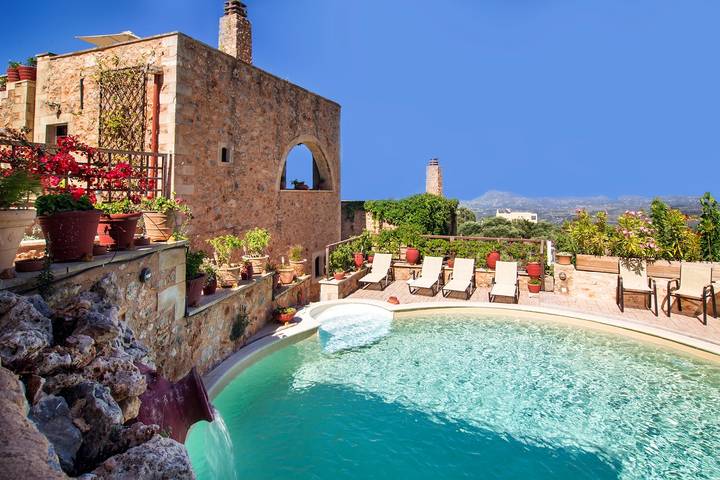Ferienhaus für 4 Personen, mit Garten und Ausblick sowie Meerblick und Sauna in Chania und Umgebung