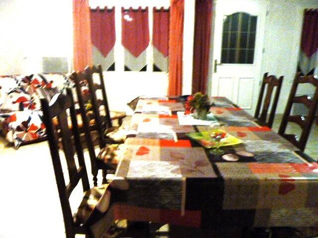 Gîte pour 8 personnes, avec terrasse et jardin, animaux acceptés en Vendée - 2