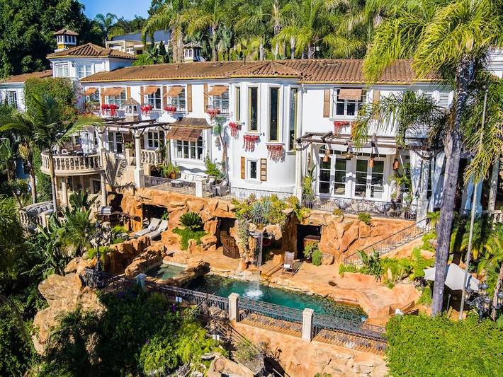 Villa für 12 Personen, mit Pool und Ausblick sowie Garten, mit Haustier - 1