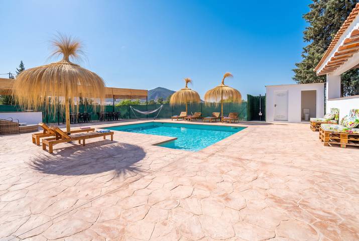 Cubo's Casa San Francisco & Private Pool in Campanillas, Malaga