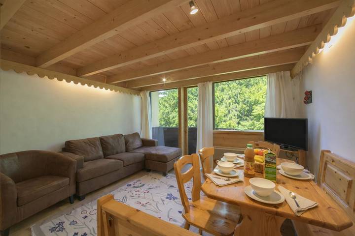 Chalet pour 4 personnes, avec balcon, adapté aux familles dans Argentière