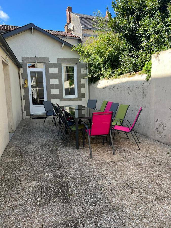 Location de vacances pour 6 personnes, avec terrasse à La Flocellière - 3