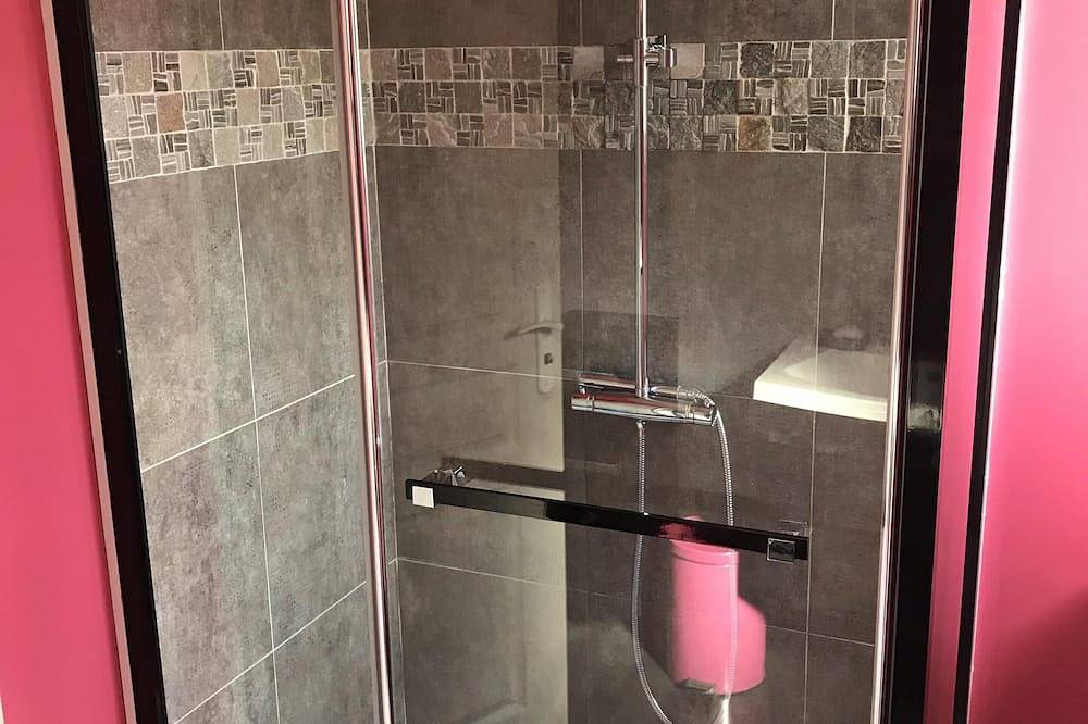 Chalet en Provenza con piscina, aparcamiento, Wifi, cerca de Avignon, Luberon ... in Sorgues, Vaucluse
