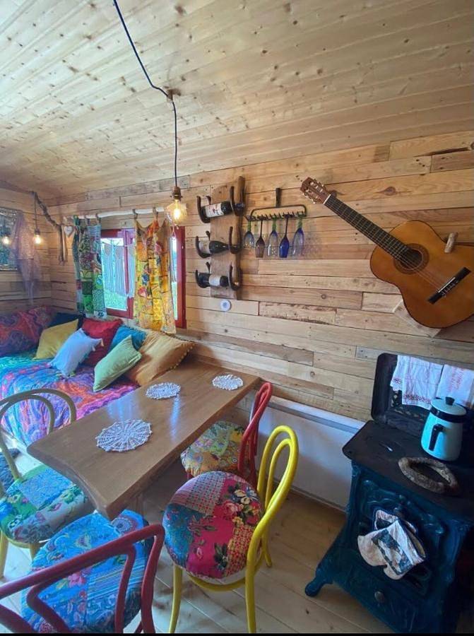 Tente pour 4 personnes, avec terrasse et jardin dans le Doubs - 4